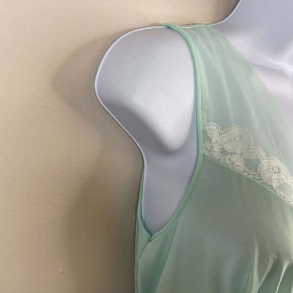 Vintage Vanity Fair Sheer Lace Bust Maxi Nightgown Size 34 Empire Waist Tie Back - Picture 7 of 12